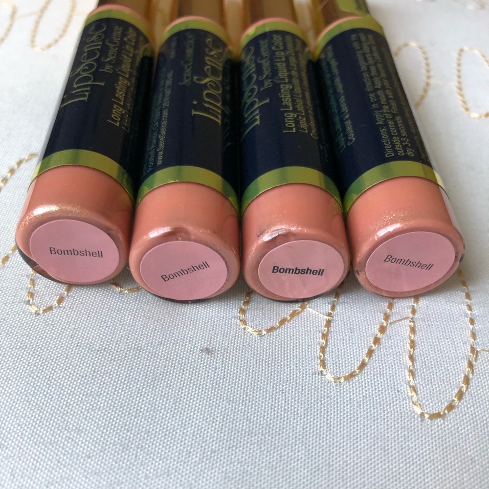Bombshell LipSense - Picture 2 of 4